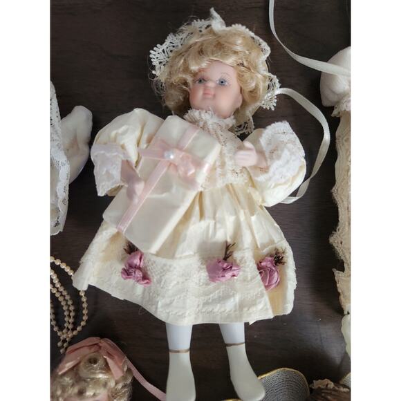 KSA Collectables Vtg Kurt Adler Jocelyn Mostrom Porcelain Doll Ornament Lot Of 5 - Picture 6 of 11